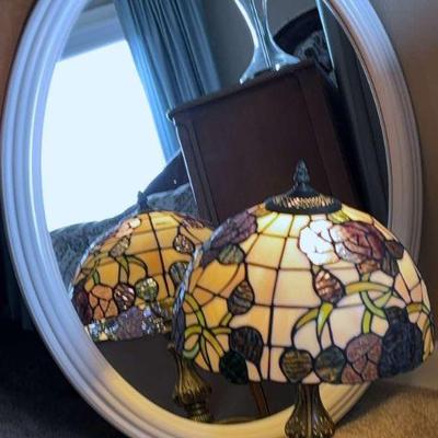 Stained glass table lamp oval mirror