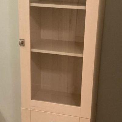 Bathroom cabinet
