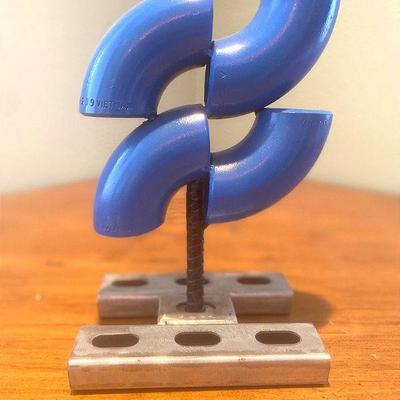 Desktop metal sculpture