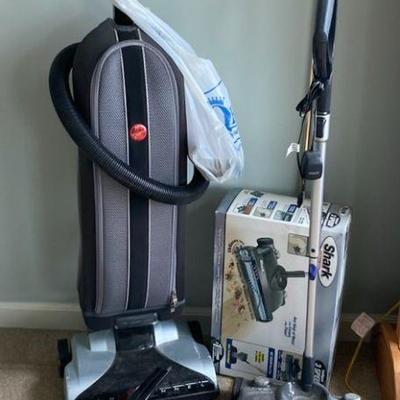 Hoover upright vacuum cleaner