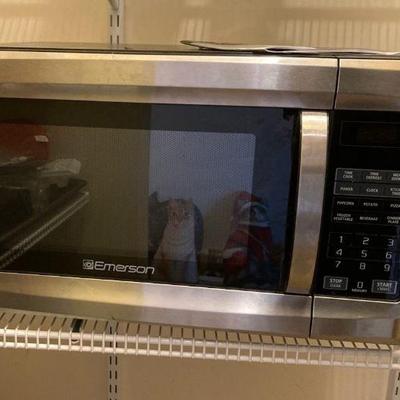 Emerson microwave oven
