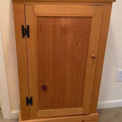 Media cabinet