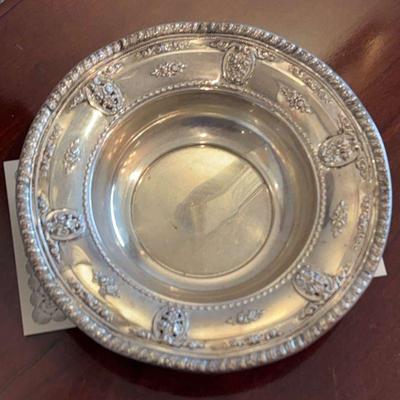 Wallace sterling nut dish
