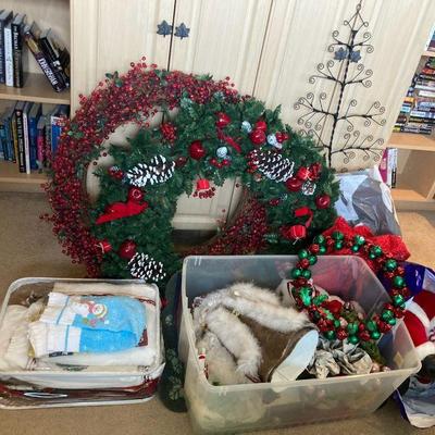 30in wreaths christmas linens