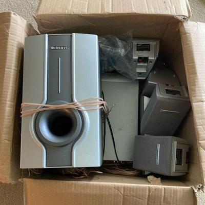 Samsung dvd player and speaker set