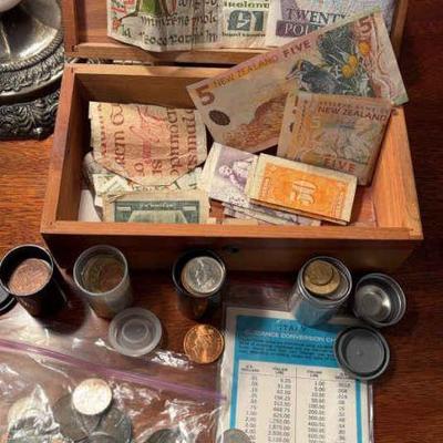 Foreign currency mystery lot