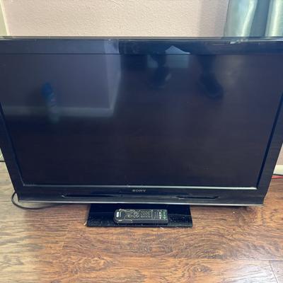 Sony Bravia 40" TV w/remote