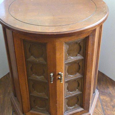 Small Mid-century Side Table