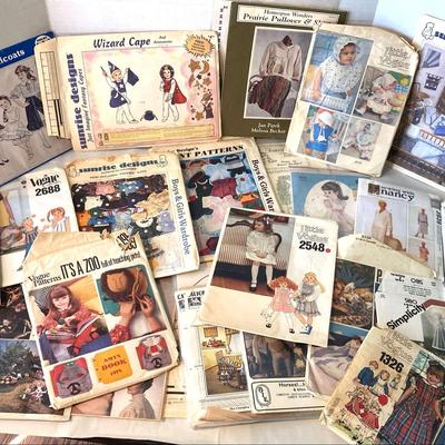 Vintage Books, Magazines, Handiwork Patterns, Crochet, Sew - Dolls, Children, Toys, Arts & Crafts