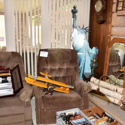 0507 family room