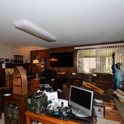 0462 family room