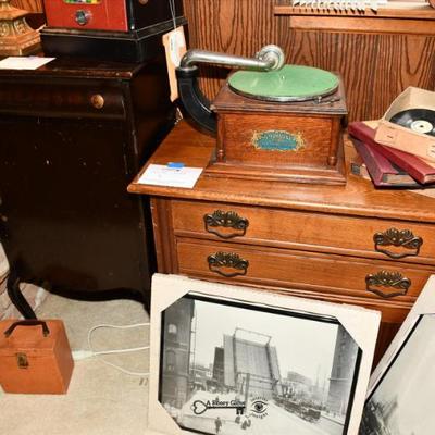 0531 family room