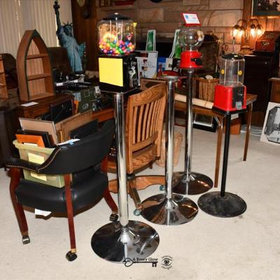 0469 family room