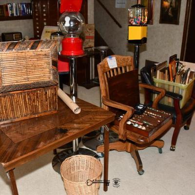 0524 family room