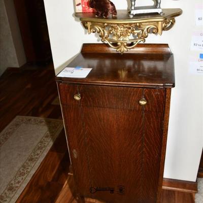 0562 foyer