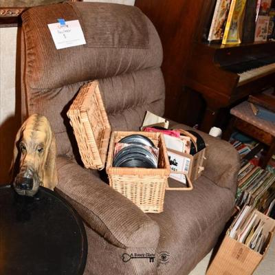 0475 family room