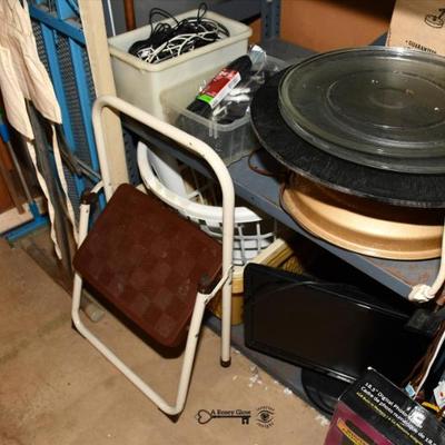 1003 laundry room