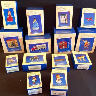 2003 Hallmark, Collector’s Series Keepsake Ornament Collection 