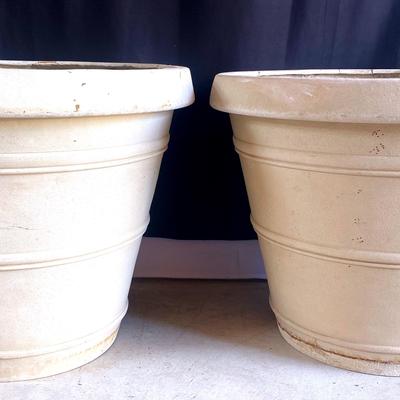 Faux ceramic (plexiglass) planters - lightweight