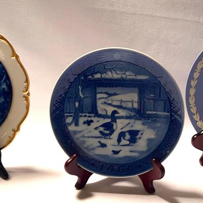 Collection Of Plates - Wedgewood, Royal Copenhagen and Dresden