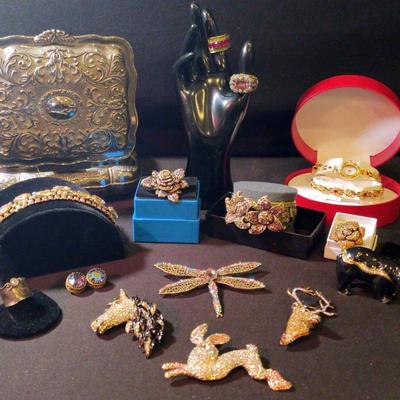 Heidi Daus Wearable Art And More