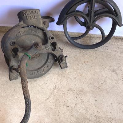 Vintage (possibly antique) Cast Iron wheel/pully & Corn Sheller - See Notes