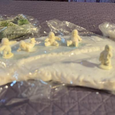 Snowbabies Pond Display W/ 10 Trees & 3 Bridges. Two Pewter Miniatures  
