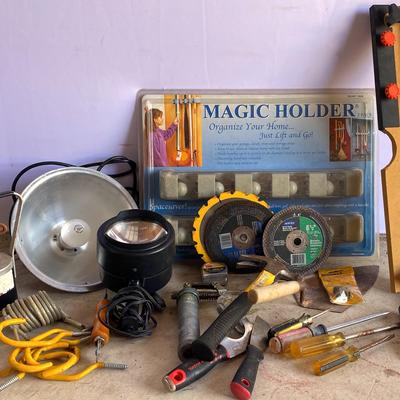 Mixed bag of tools & garage items