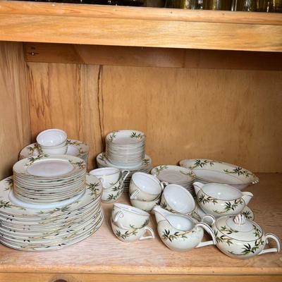 KENT "BALI HAI" CHINA | Large set of Kent "Bali Hai" bamboo-patterned porcelain dishes including: 10 dinner plates,...