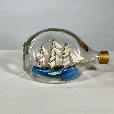 English Ship In A Bottle | Cutty Sark. - l. 10 in