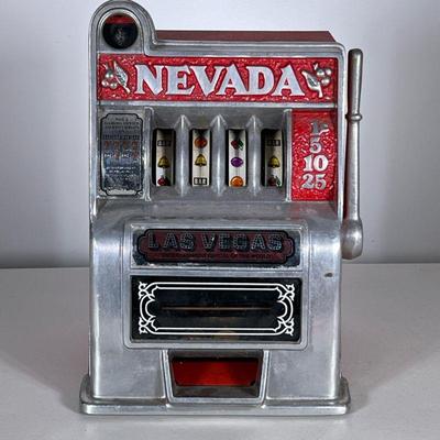 Tabletop Slot Machine | Of small size, Las Vegas Nevada red slot machine. - h. 11.25 x w. 8 x d. 7 in

