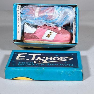 Children’s ET Shoes | Toddler size 4-1/2 M, pink. - w. 4.25 x l. 7 in (box)

