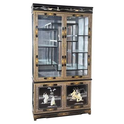 Japonaise Lacquered Cabinet | Black lacquered and gilt display cabinet in Japonisme style with applied decoration. - h. 77.5 x w. 40.75 x...