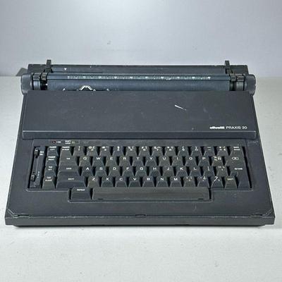 OLIVETTI PRAXIS 20 TYPEWRITER | Electric typewriter.

