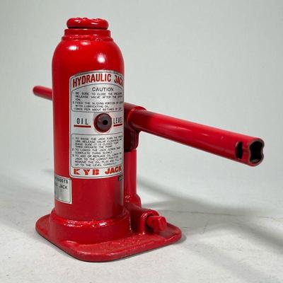 Norco 3 Ton Hydraulic Jack | Norco Ensign Products KYB Hydraulic Jack, 3 tons

