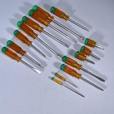 THORSEN SCREWDRIVERS | Mixed lot of Thorsen screwdrivers including Phillips & flathead screwdrivers .

