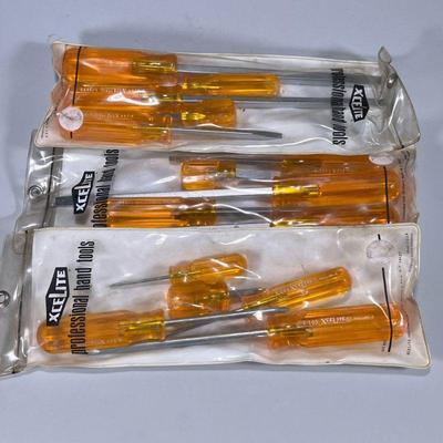 (3pc) XCELITE SCREWDRIVER SETS | Xcelite Professional Tools screwdriver sets including: 2 flathead 5pc sets and 1 Phillips head 5pc set.