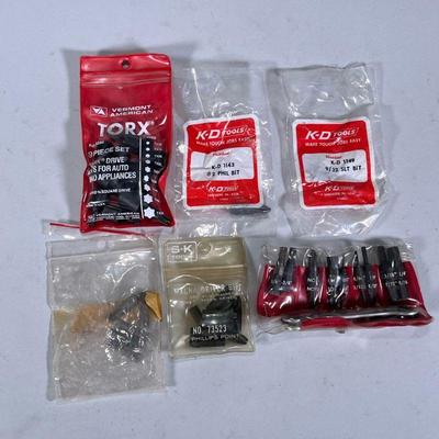 MIXED DRILL/DRIVER BITS | Including: NIB Vermont American Torx 9 pc Torx Drive Bit set S-K Tools 9 pc Magna Driver #3 Phillips Bits K-D...