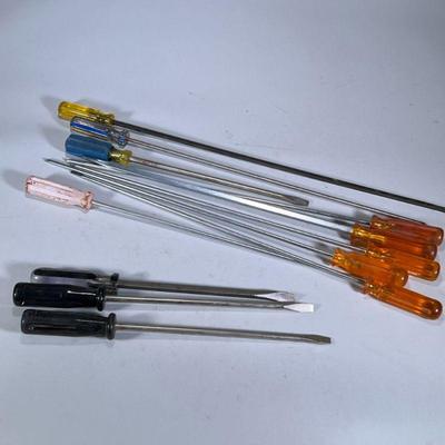 (12pc) OVERSIZED SCREWDRIVERS | Mixed lot of large screwdrivers including: VACO Phillips & flathead screwdrivers, GlobeMaster...