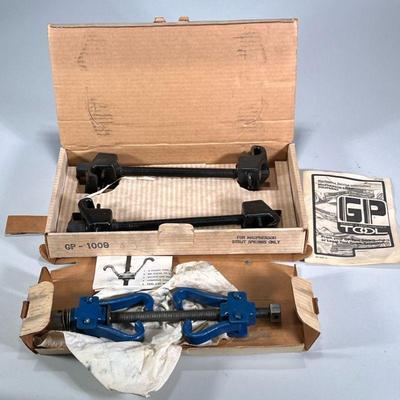 [NIB] MACPHERSON STRUT SPRING COMPRESSOR | New in box MacPherson strut spring hook compressor, model no. GP 1009. - h. 2 x w. 8 x l. 14.5...