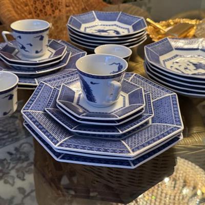 Ming Toscany Fine China Japan