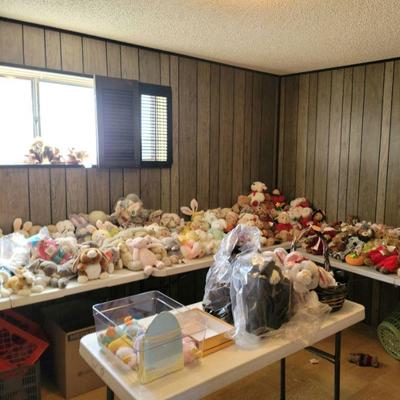Plush-TY Beanies & Boos, Godiva & Starbucks