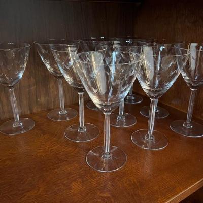 Lots of sets of vintage and modern barware and wine glasses