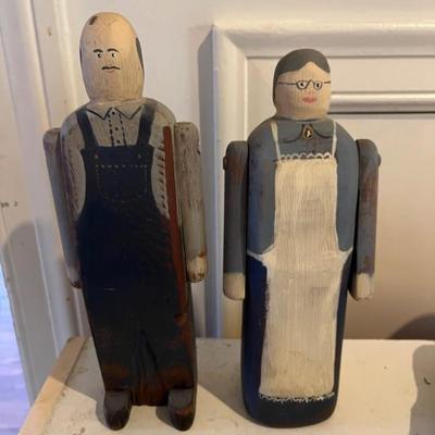 folk art wood carvings