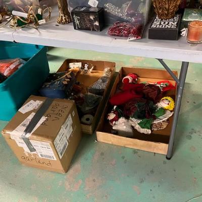 lots of fabulous and fun vintage Christmas stuff