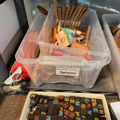 art and craft supplies 
