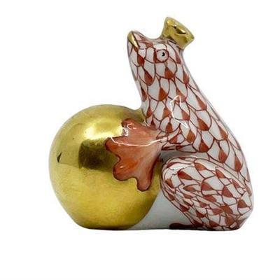 Lot 086   
Herend Frog Prince, Red Fishnet