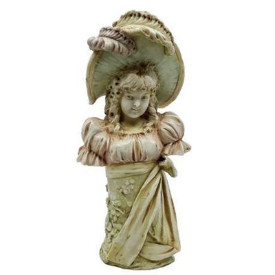 Lot 071   
Amphora Turn-Teplitz-Bohemia RstK Porcelain Young Lady