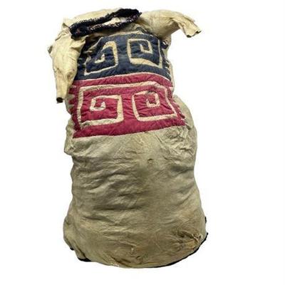 Lot 020  
Late 19th Native American Leather Grain Bag