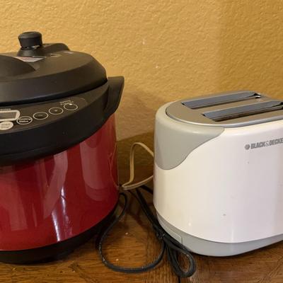 Cook’s Essential Pressure Cooker And B&D Toaster